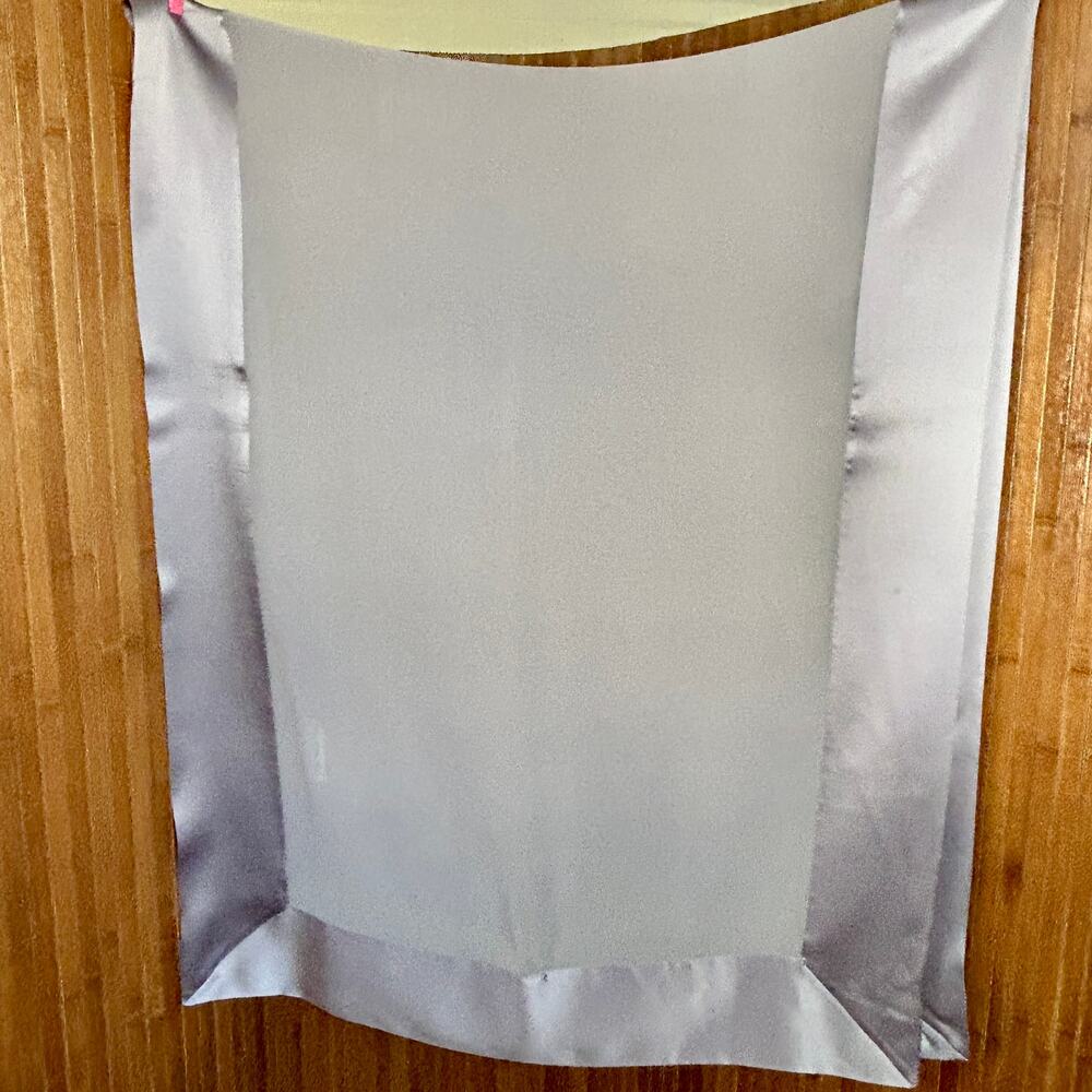 Vintage Linda Hutton For Bloomingdale's Silk Chiffon Lavender Shawl Scarf 33x66 - Picture 4 of 6